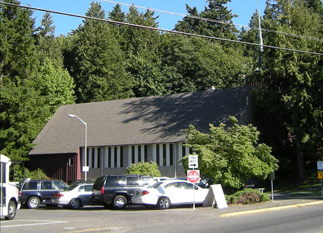 Exterior of the West Seattle church where Zen meditation will be held.